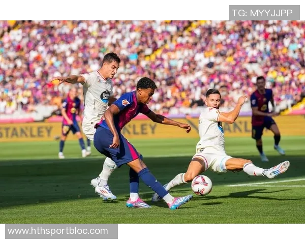 梅西与亚马尔搭档的幻想画面令人心潮澎湃期待未来的精彩瞬间