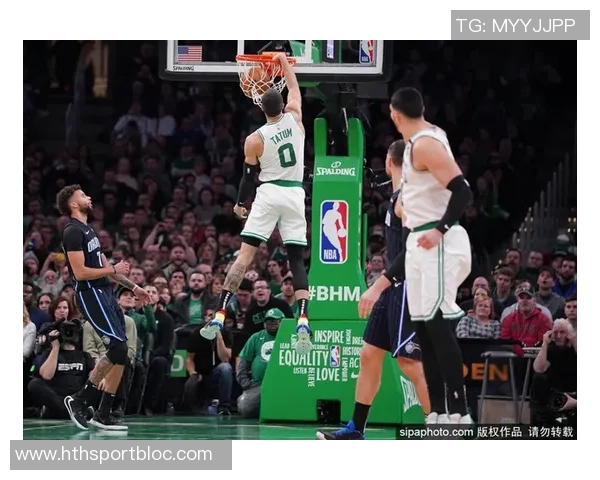 FIBA转发山寨球星合照引发热议大声喊出詹姆斯东契奇库里的名字