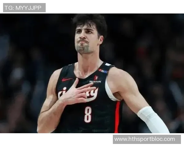 阿夫迪亚表现起伏25分6板8助攻却遭遇末节低迷失误增多